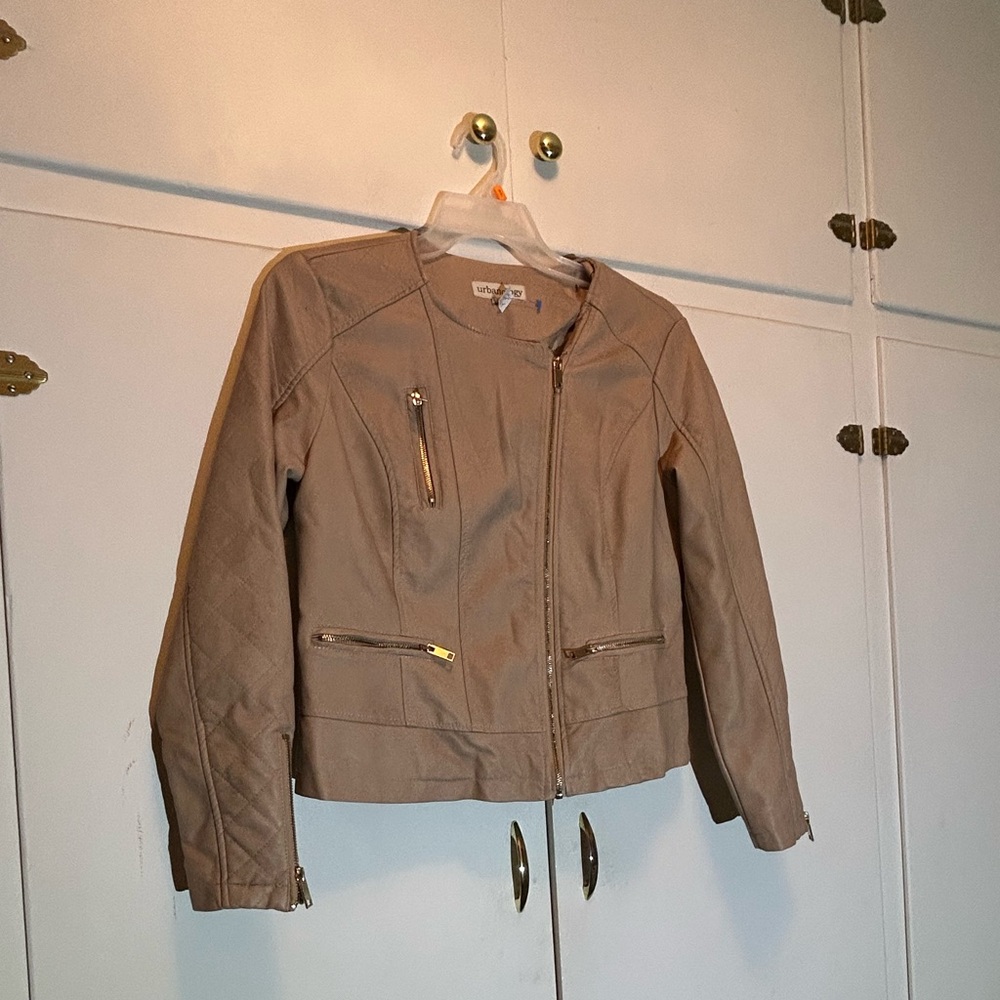 Urbanology Beige Faux Leather Moto Jacket - Picture 3 of 15